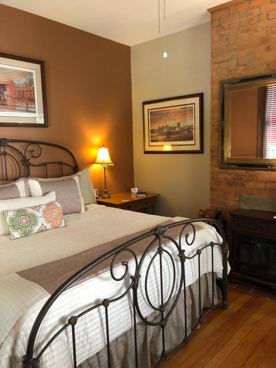 Weller Haus Bed, Breakfast & Event Center Bed & Breakfast Bellevue Eksteriør bilde